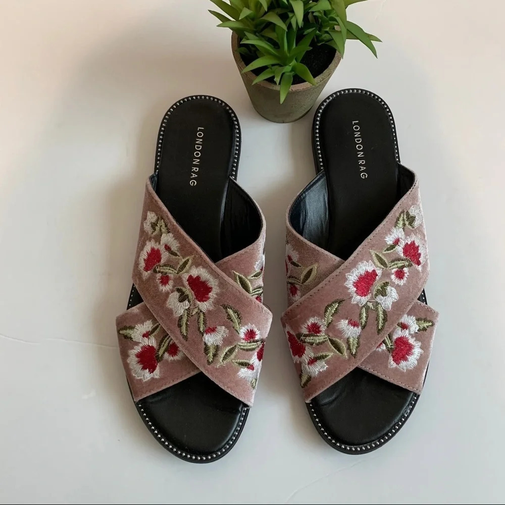 London Rag Velour Floral Embroidered Cross Over Sandal size 9